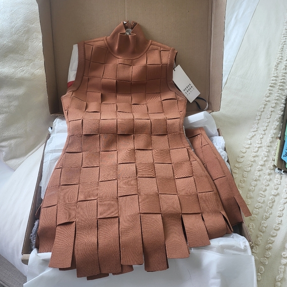 NWT RARE BANDAGE WEAVE TANK TOP Runway Revolve Camila Coelho like Valentino - Picture 16 of 16